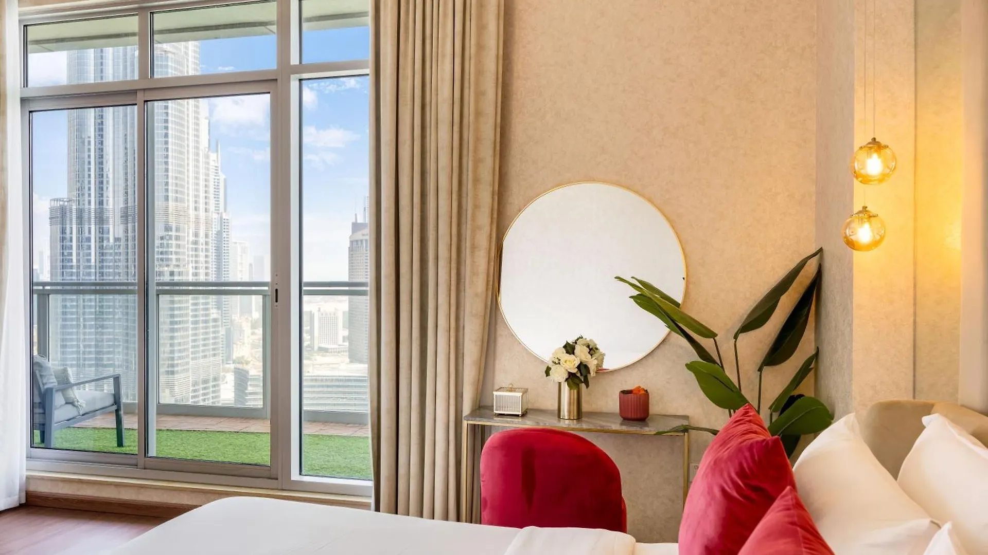 Durrani Homes - Alluring 5Br Penthouse With Burj Khalifa And Fountain View Dubai 0*,