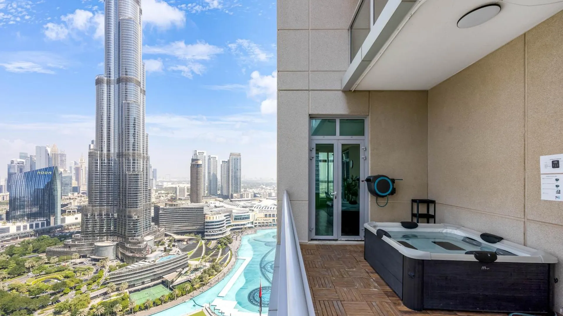 Durrani Homes - Alluring 5Br Penthouse With Burj Khalifa And Fountain View Dubai