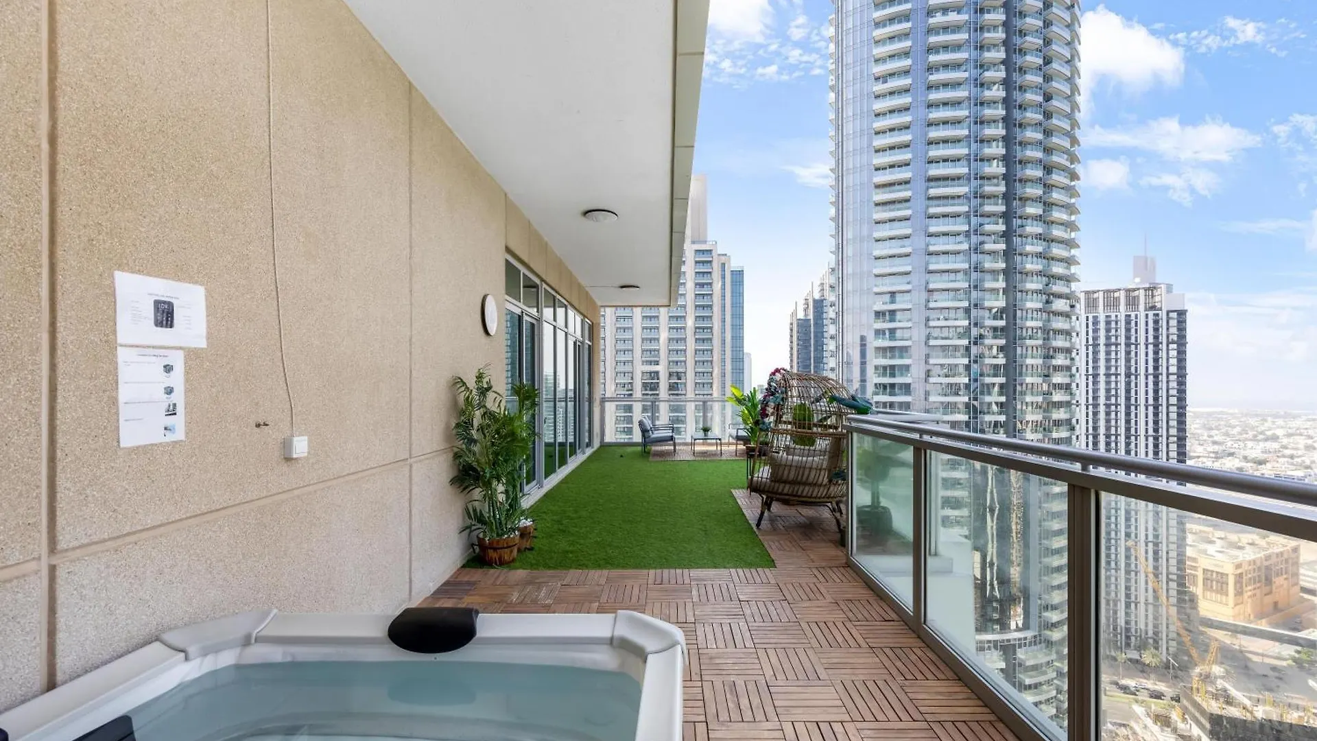 Apartamento Durrani Homes - Alluring 5Br Penthouse With Burj Khalifa And Fountain View Dubai